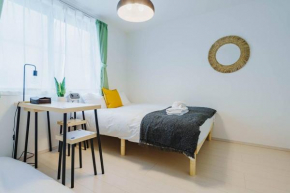 AOTO103, Newly renovated hotel, direct access to Ueno, Asakusa, Disneyland, Airport
